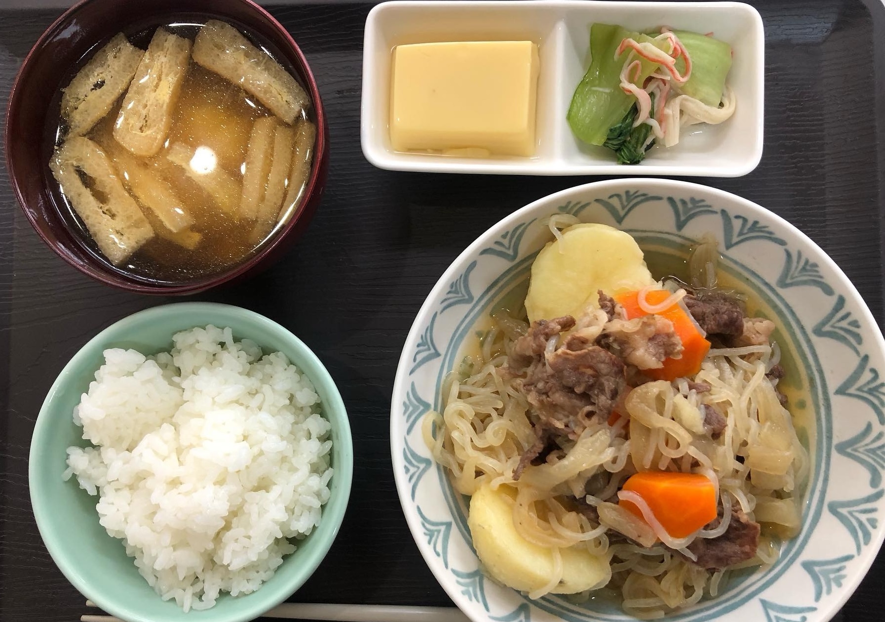 慣れるまでは在宅で勤務したい、人と話すことが苦手だからずっと在宅が良い。同じような環境の先輩たちがたくさんいます！